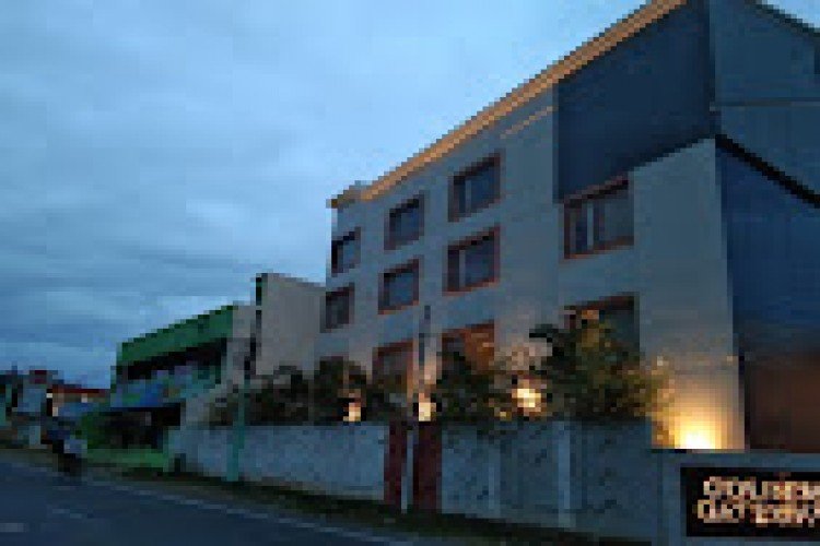 Golden Gateway ( Stay with Comfort ) in Vellore - Vellore Ads